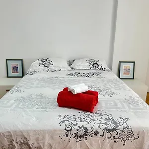 https://antares-house-premium-estudio-torremolinos-con-piscina.es-andalucia.com